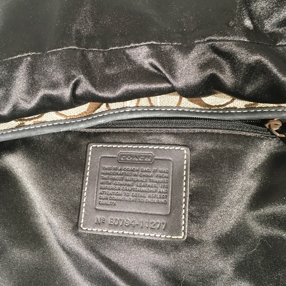 Coach Hand Bag - Picture 9 of 16